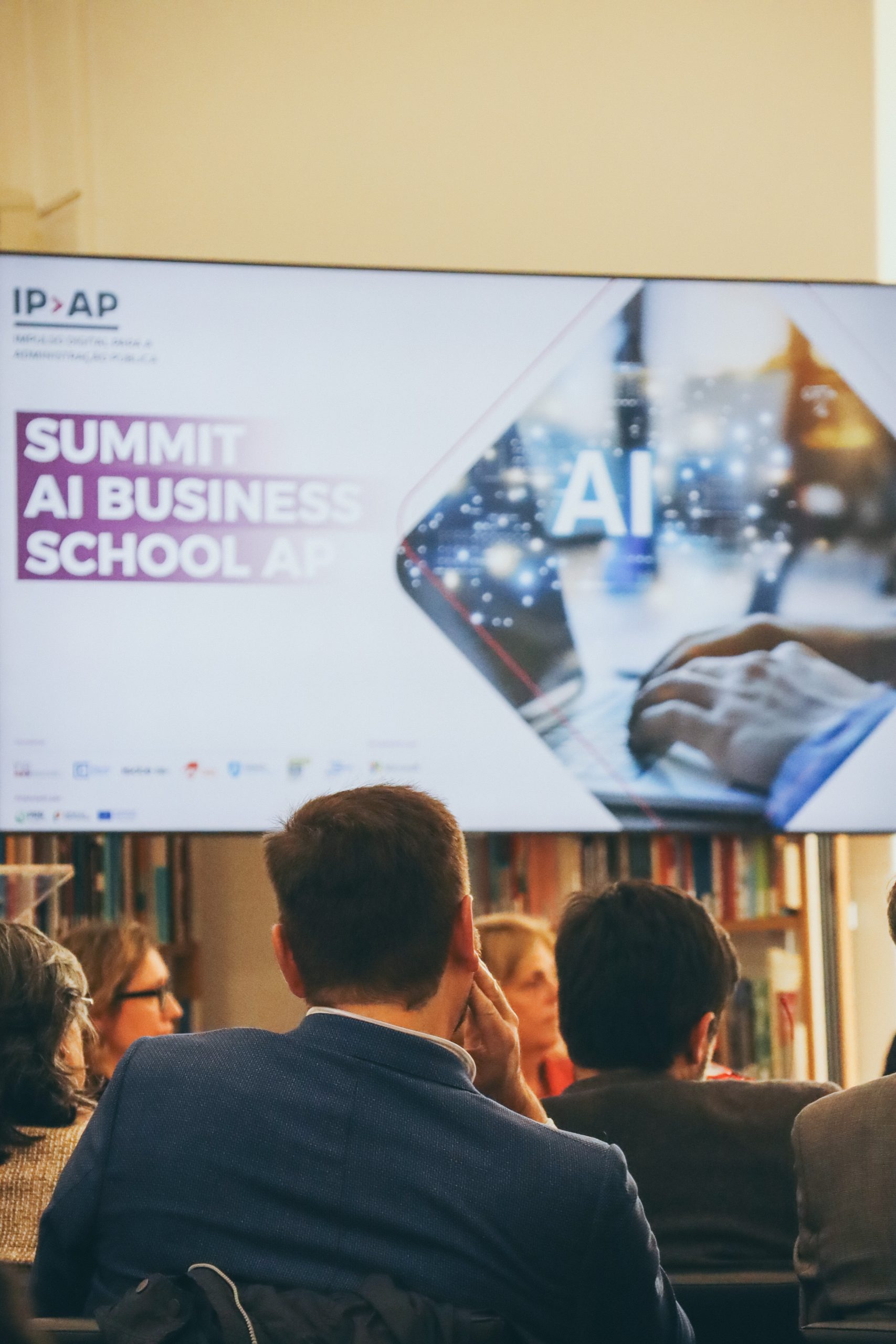 Imagem do slide de fundo do evento Summit-AI-Business-School
